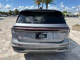 Thumbnail of 2025 Lustrous Gray Metallic Clearcoat Lincoln Nautilus