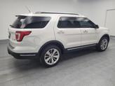 Thumbnail of 2019 White Platinum Metallic Tri-Coat Ford Explorer