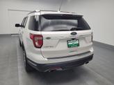 Thumbnail of 2019 White Platinum Metallic Tri-Coat Ford Explorer