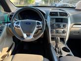 Thumbnail of 2014 Silver Ford Explorer