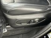 Thumbnail of 2022 Diamond Black Crystal Pearlcoat Jeep Grand Cherokee