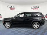 Thumbnail of 2022 Diamond Black Crystal Pearlcoat Jeep Grand Cherokee