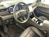 Thumbnail of 2022 Diamond Black Crystal Pearlcoat Jeep Grand Cherokee