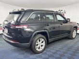 Thumbnail of 2022 Diamond Black Crystal Pearlcoat Jeep Grand Cherokee