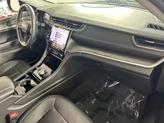 Thumbnail of 2022 Diamond Black Crystal Pearlcoat Jeep Grand Cherokee