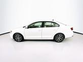 Thumbnail of 2017 Pure White Volkswagen Jetta