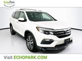 Photo of 2016 White Diamond Pearl Honda Pilot