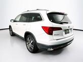 Thumbnail of 2016 White Diamond Pearl Honda Pilot