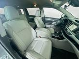 Thumbnail of 2017 Celestial Silver Metallic Toyota Highlander