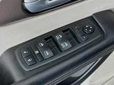 Thumbnail of 2018 Granite Crystal Metallic Clearcoat Chrysler Pacifica