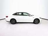 Thumbnail of 2019 Pure White Volkswagen Jetta