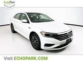 Photo of 2019 Pure White Volkswagen Jetta