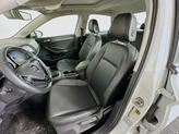 Thumbnail of 2019 Pure White Volkswagen Jetta