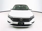 Thumbnail of 2019 Pure White Volkswagen Jetta