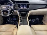 Thumbnail of 2019 Crystal White Tricoat Cadillac XT5