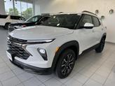 Thumbnail of 2025 Iridescent Pearl Tricoat Chevrolet Trailblazer