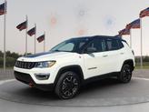Photo of 2020 White Clearcoat Jeep Compass