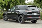 Thumbnail of 2025 Diamond Black Crystal Pearlcoat Jeep Grand Cherokee