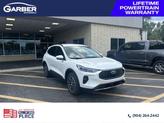 Photo of 2025 White Metallic Ford Escape