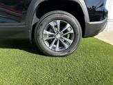 Thumbnail of 2026 Mosaic Black Metallic Chevrolet Equinox
