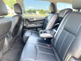 Thumbnail of 2013 White Nissan Pathfinder