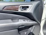 Thumbnail of 2013 White Nissan Pathfinder