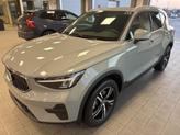 Photo of 2025 Metallic Volvo XC40