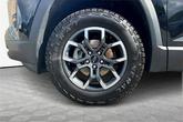 Thumbnail of 2025 Mosaic Black Metallic Chevrolet Equinox