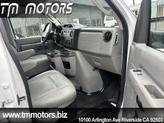 Thumbnail of 2009 Oxford White Ford E350 Super Duty