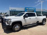 Photo of 2022 Iridescent Pearl Tricoat Chevrolet Silverado 3500