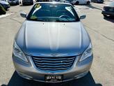 Thumbnail of 2014 Billet Silver Metallic Clearcoat Chrysler 200