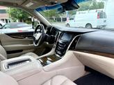 Thumbnail of 2018 Crystal White Tricoat Cadillac Escalade