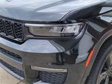 Thumbnail of 2022 Diamond Black Jeep Grand Cherokee L