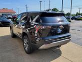 Thumbnail of 2026 Mosaic Black Metallic Chevrolet Equinox