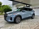 Photo of 2021 Boulder Gray Pearl Nissan Kicks