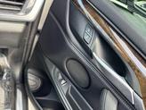 Thumbnail of 2018 Alpine White BMW X5