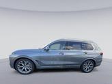 Thumbnail of 2026 Skyscraper Grey Metallic BMW X7