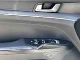 Thumbnail of 2022 Glacial White Pearl Kia K5