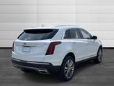 Thumbnail of 2025 Crystal White Tricoat Cadillac XT5