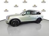 Thumbnail of 2024 Jungle Green Kia Telluride