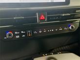Thumbnail of 2025 Glacier White Pearl Kia EV6
