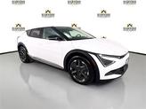 Photo of 2025 Glacier White Pearl Kia EV6
