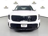 Thumbnail of 2025 Glacial White Pearl Kia Telluride