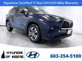 Photo of 2022 Blue Toyota Highlander