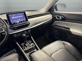 Thumbnail of 2022 Diamond Black Crystal Pearlcoat Jeep Compass