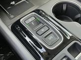 Thumbnail of 2025 Lunar Silver Metallic Honda Pilot
