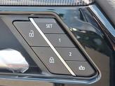 Thumbnail of 2025 Onyx Black GMC Yukon