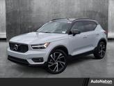 Photo of 2022 Ice White Volvo XC40
