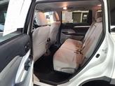 Thumbnail of 2018 Blizzard Pearl Toyota Highlander