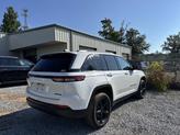 Thumbnail of 2023 Bright White Clearcoat Jeep Grand Cherokee